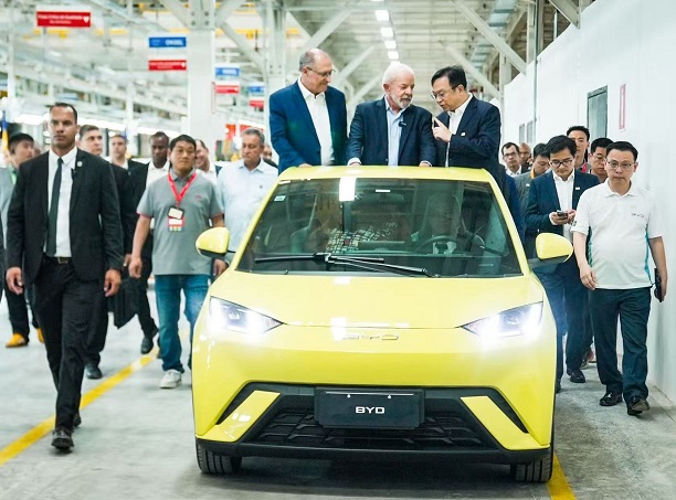 BYD Chiếc xe năng lượng mới thứ 14 triệu 7