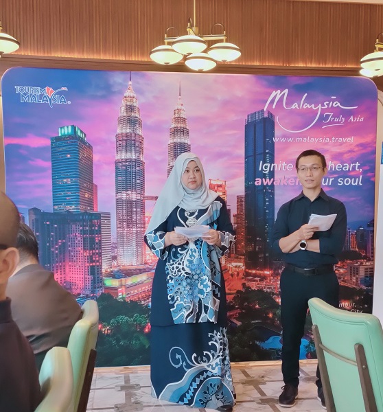Bà Amirah Nadiah Mazlan 1