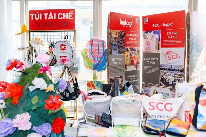 Khu trưng bày các sản phẩm