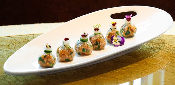 Nấm đùi gà cuộn sốt nấm truffle 