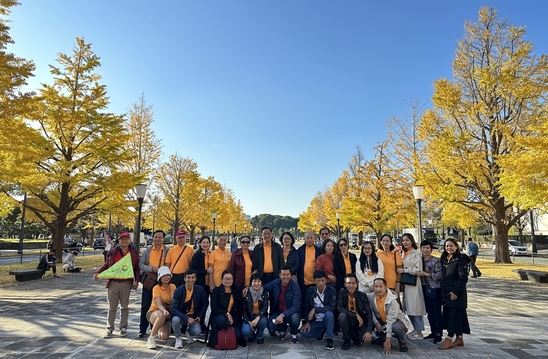 khách Benthanhtourist tham quan Nhat Ban