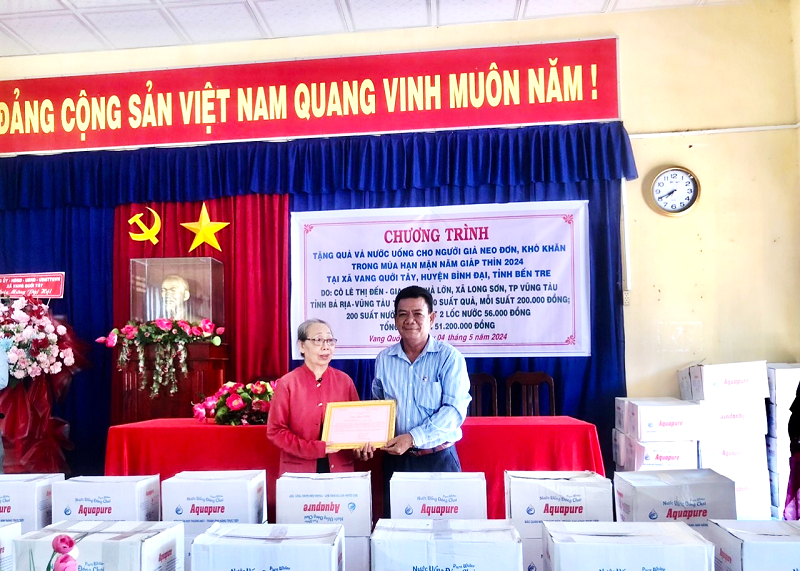 Ông Trần Thanh Hùng - Bí thư Đảng ủy - Kiêm Chủ tịch UBND